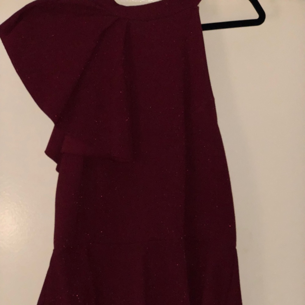 Flowy-sparkly one shoulder Top